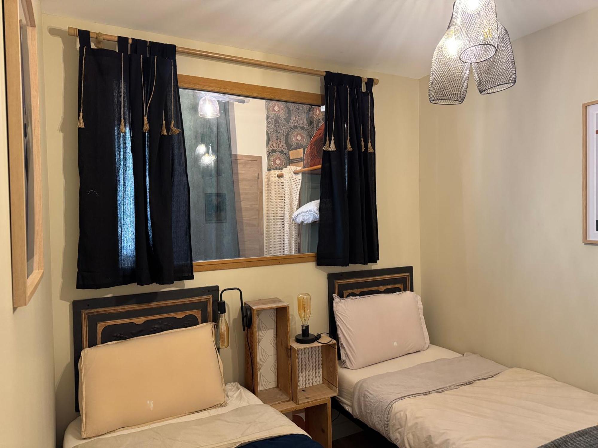 Le Grand Cafe, Centre Historique, Fibre, Ess, Rez-De-Chaussee, Bedinshop Romans-sur-Isere Ngoại thất bức ảnh